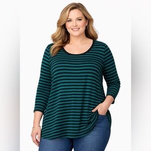 Torrid scoop neck tunic top, green/black, super soft size 2X